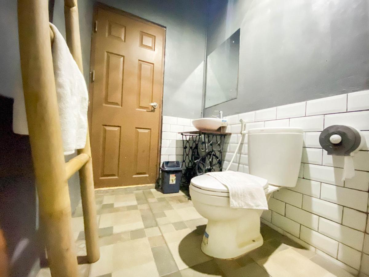 Hinggil Homestay Syariah Malioboro Yogya Mitra Reddoorz Yogyakarta Exterior foto